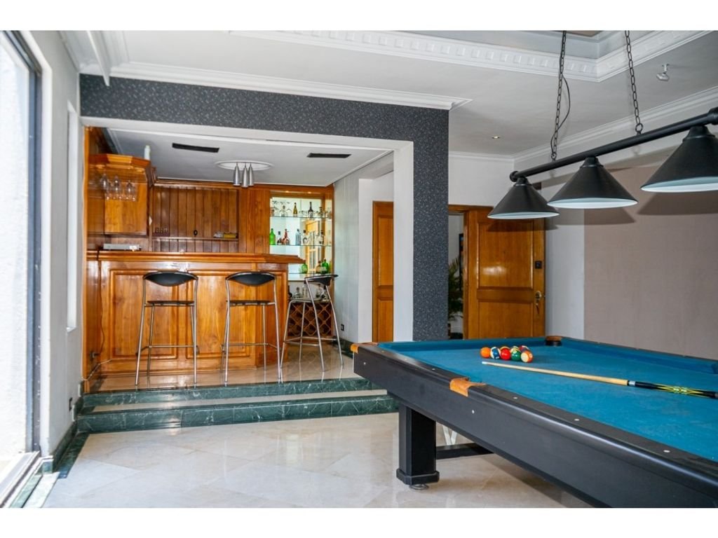 Luxury Mega Penthouse in Laureles, Medellín – Rare High-End Opportunity — Laureles