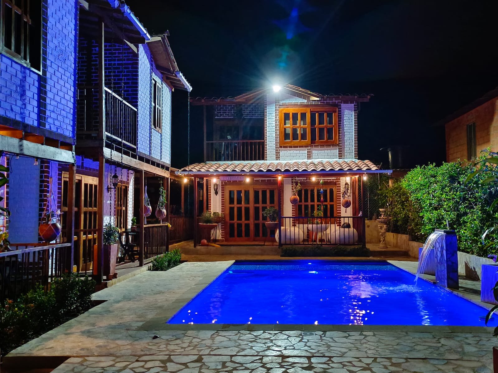 Turnkey Boutique Resort: 4 Furnished Cabins with Pool in Sopetrán — Sopetran
