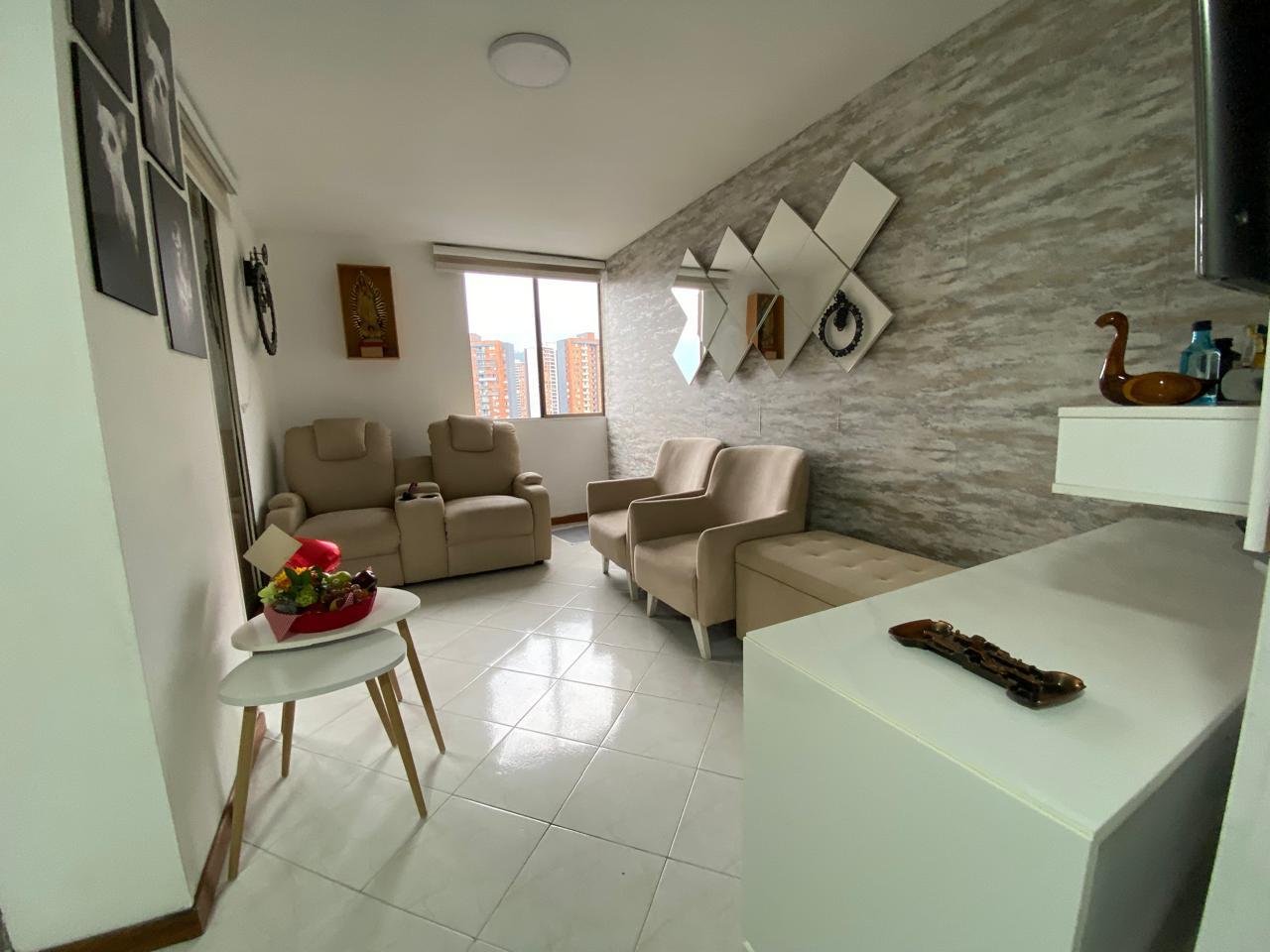 Spacious 4-Bedroom Family Apartment in Loma los Bernal | 109 m²