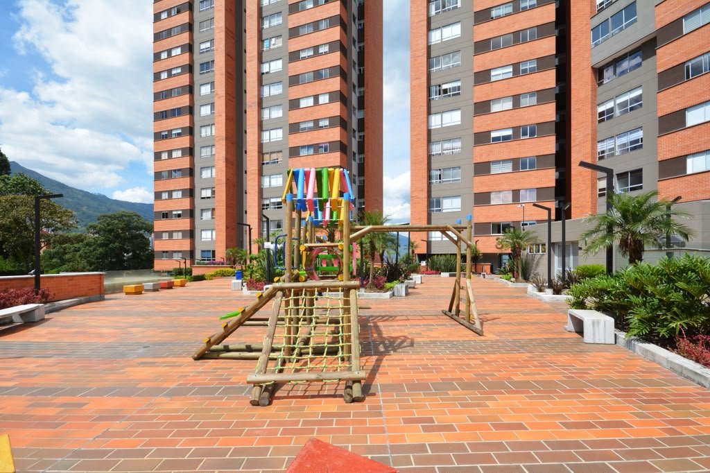 Photo 33