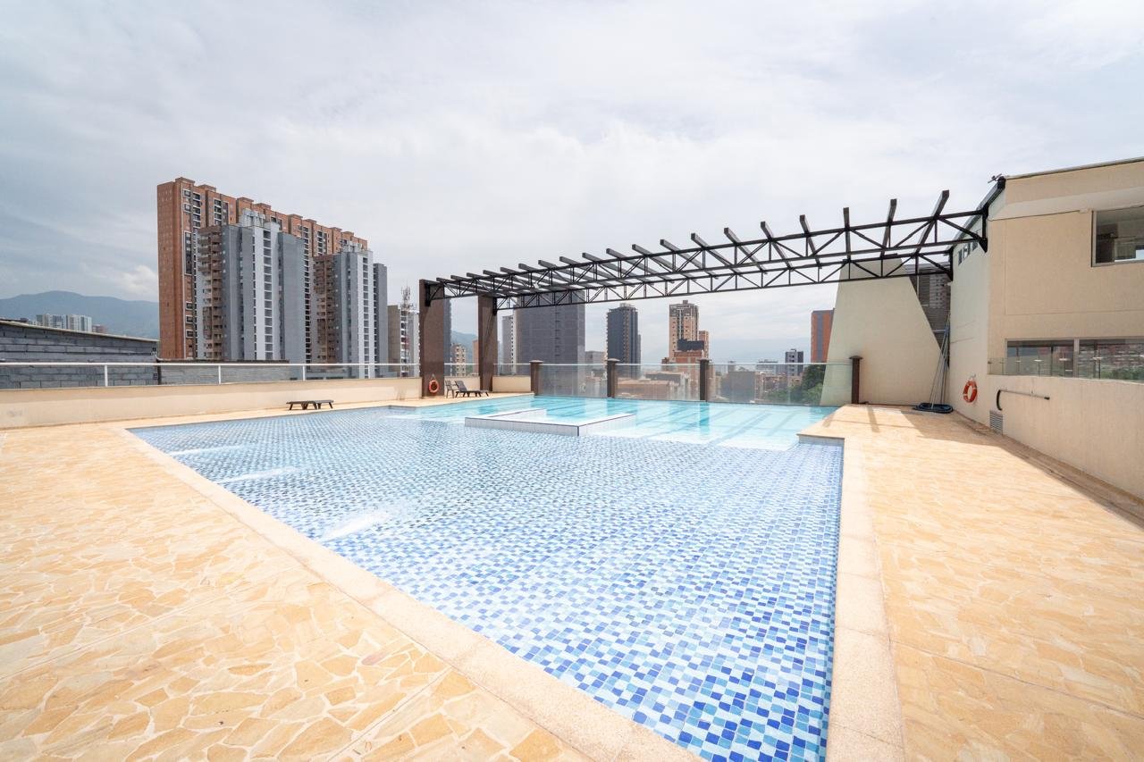 High-Floor Modern Living &amp; Investment Opportunity in Sabaneta